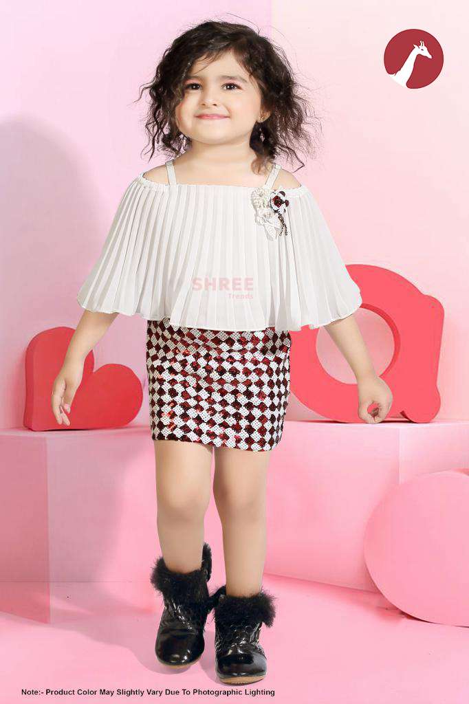 One fashion piece dress for kid girl